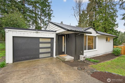 Photo of 14551 Ashworth Avenue N, Shoreline, WA 98133 (MLS # 2492988)