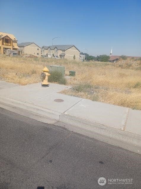 Photo of 801 N Ted Yao Way WAY, Moses Lake, WA 98837 (MLS # 2575072)