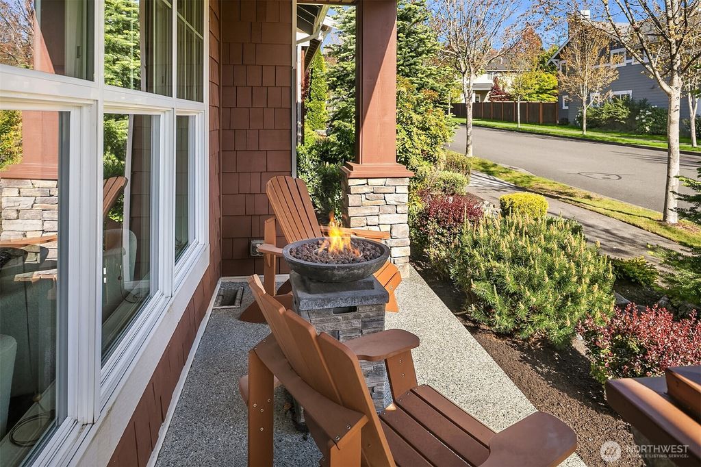 Photo of 2976 SE 17th Street, North Bend, WA 98045 (MLS # 2371585)