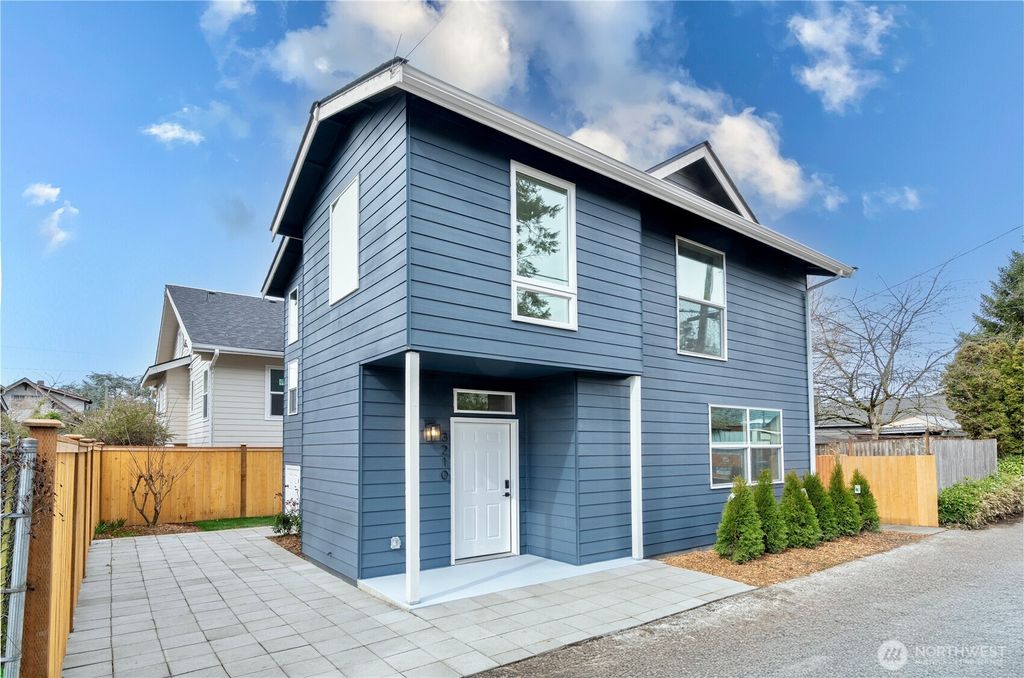 Photo of 3210 35th Avenue S, Seattle, WA 98144 (MLS # 2487017)