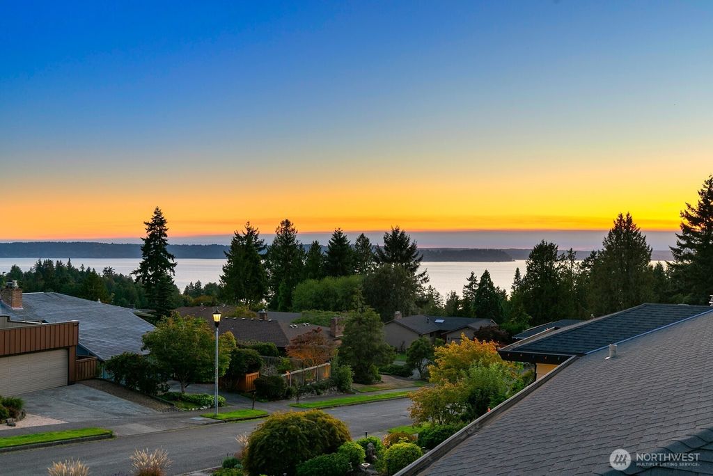 Photo of 4224 SW Donovan Street, Seattle, WA 98136 (MLS # 2437054)