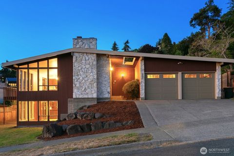 Photo of 4224 SW Donovan Street, Seattle, WA 98136 (MLS # 2437054)
