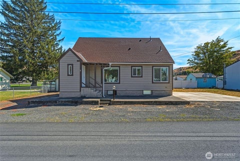 Photo of 412 Pearson Street, Dayton, WA 99328 (MLS # 2579997)
