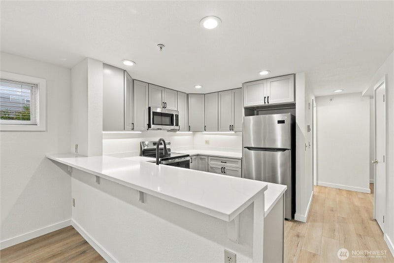 2125 California Avenue SW 103