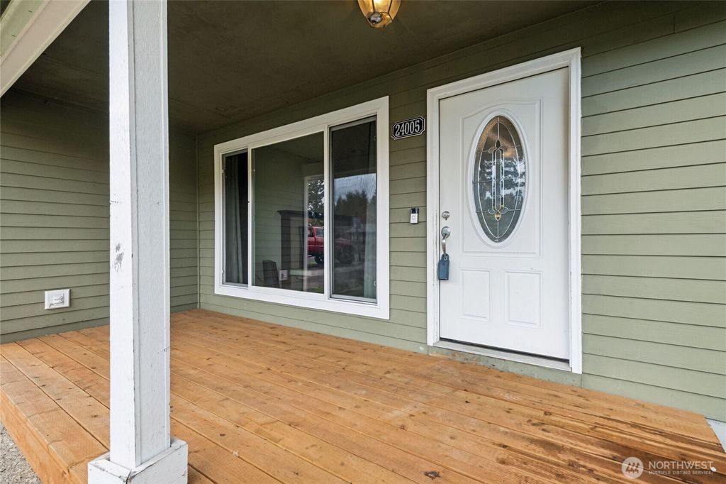 Photo of 24005 193rd Place SE, Covington, WA 98042 (MLS # 2449423)