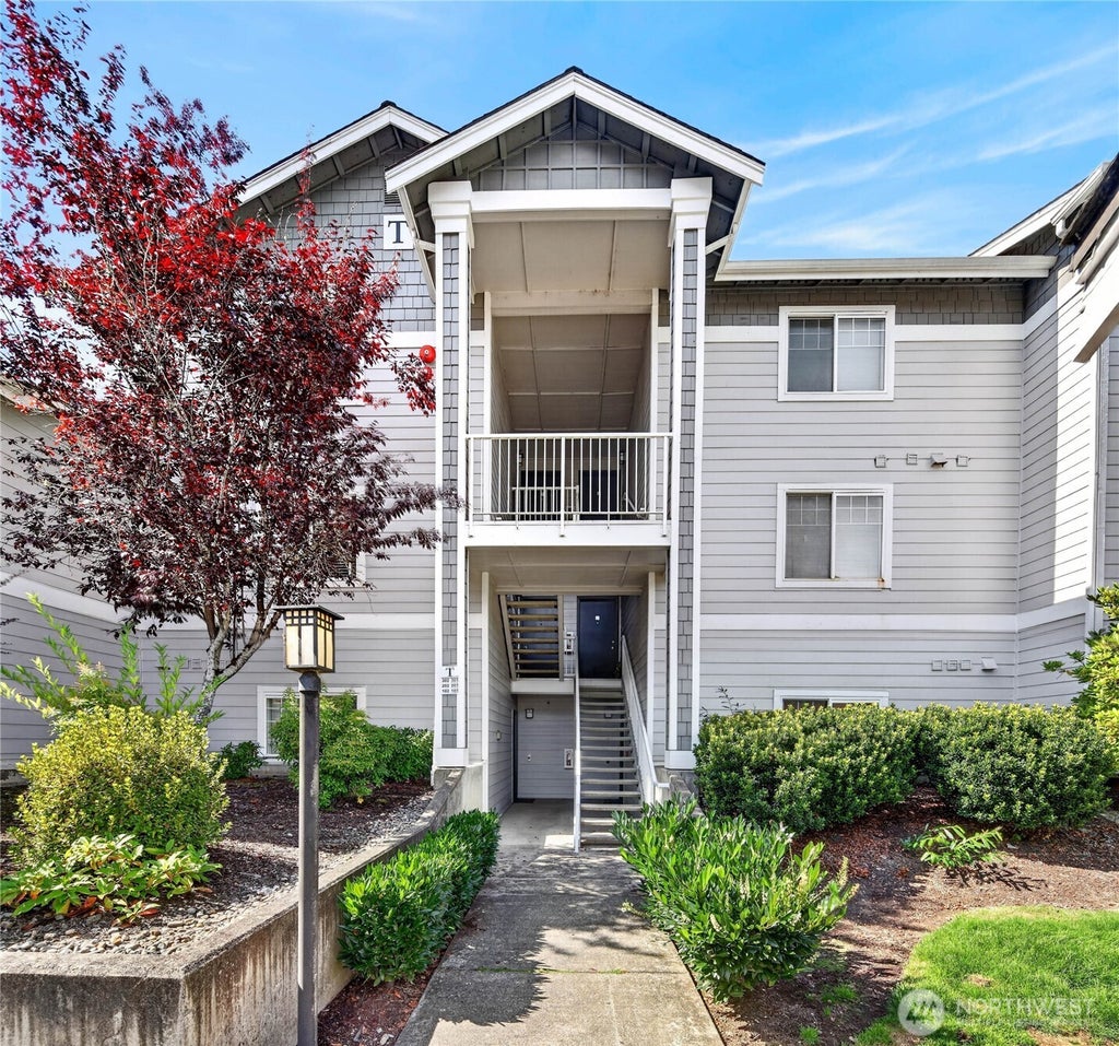 Photo of 15150 140th Way SE #T302, Renton, WA 98058 (MLS # 2580522)