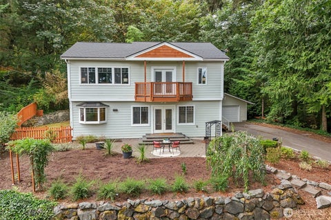 Photo of 16931 SE Newport Way, Bellevue, WA 98006 (MLS # 2578465)