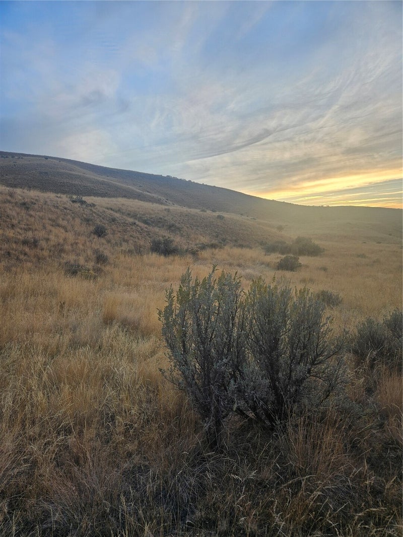 6 Blue Grade Road