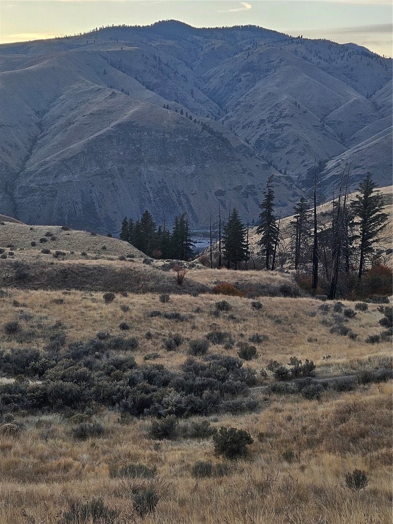 6 Blue Grade Road