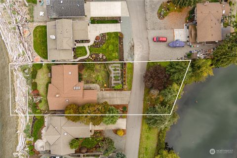 A home in Oak Harbor