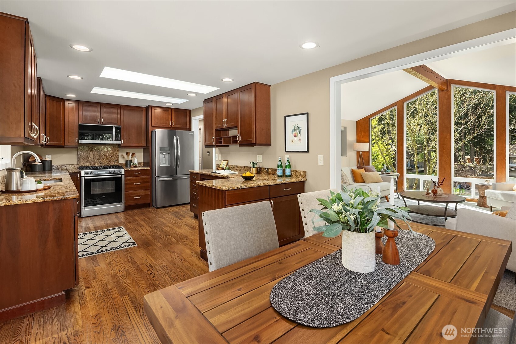 22018 SE 35th Street