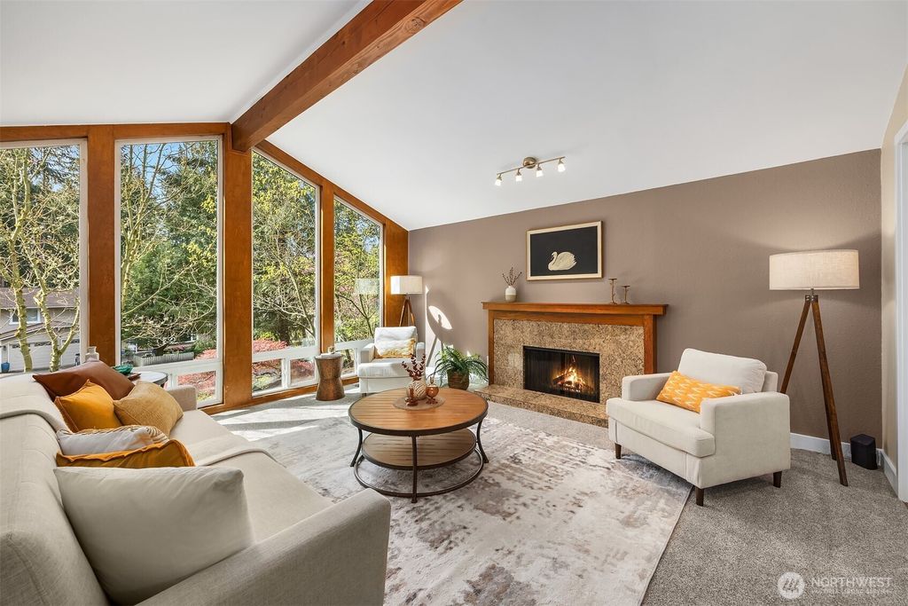 Photo of 22018 SE 35th Street, Sammamish, WA 98075 (MLS # 2508452)