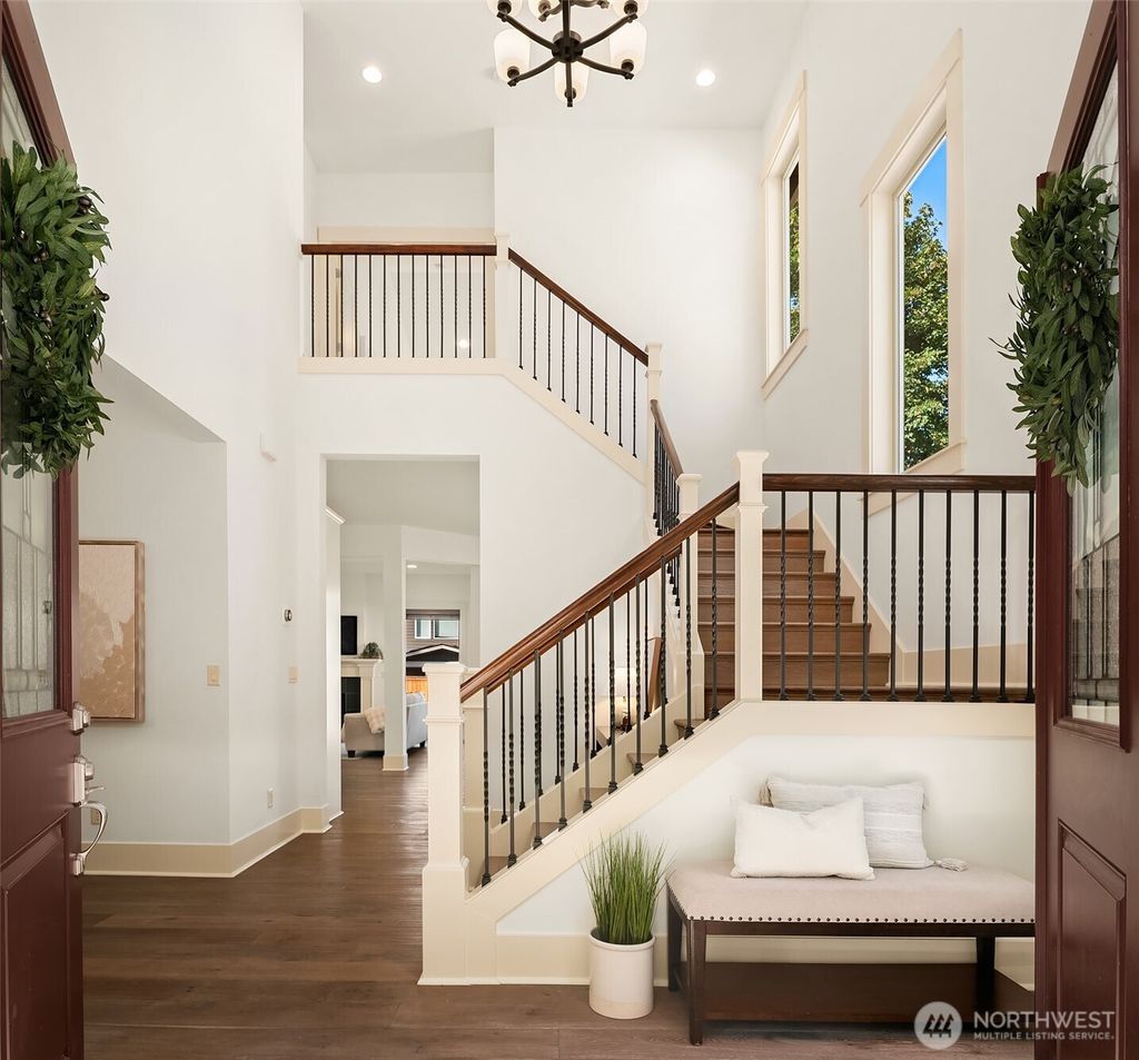Photo of 2275 237th Lane NE, Sammamish, WA 98074 (MLS # 2432483)
