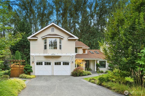Photo of 16721 SE 35th Street, Bellevue, WA 98008 (MLS # 2588809)