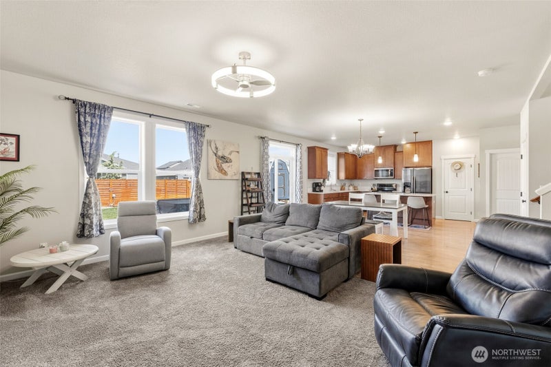 741 K St NE