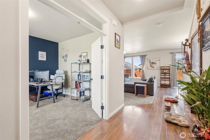 741 K St NE
