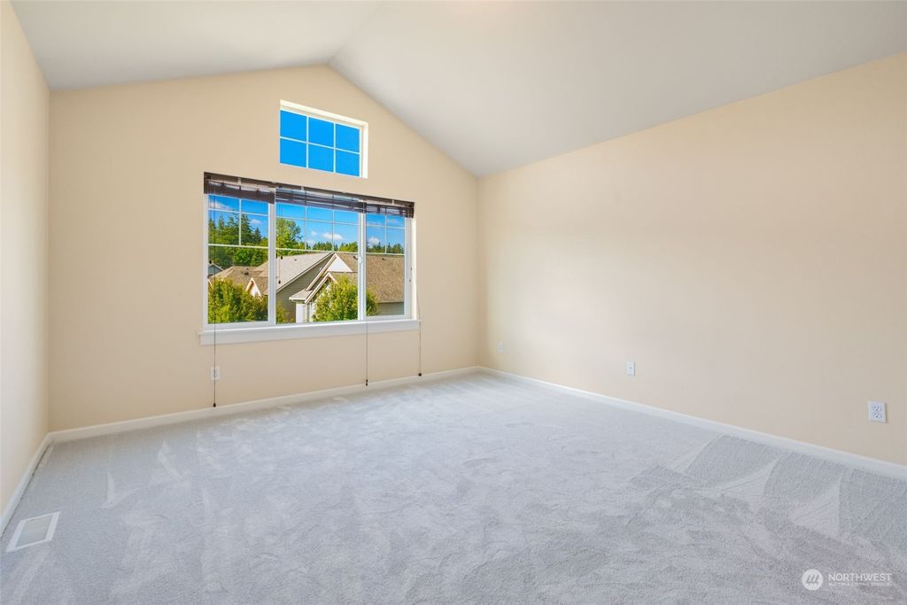 listing image 9369422714699914093