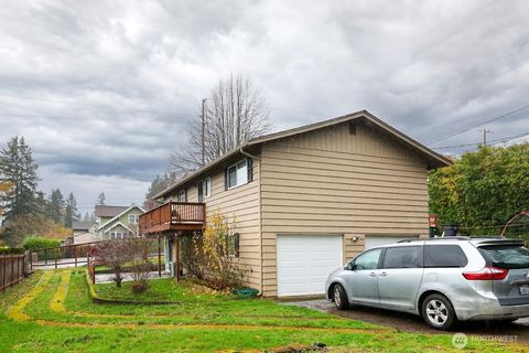 Photo of 9602 Park Ave Ave S, Tacoma, WA 98444 (MLS # 2458479)