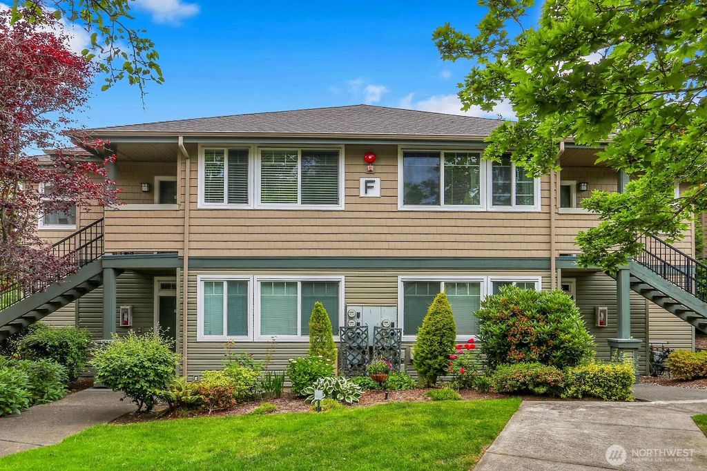 Photo of 1500 S 18th Street #F202, Renton, WA 98055 (MLS # 2401805)