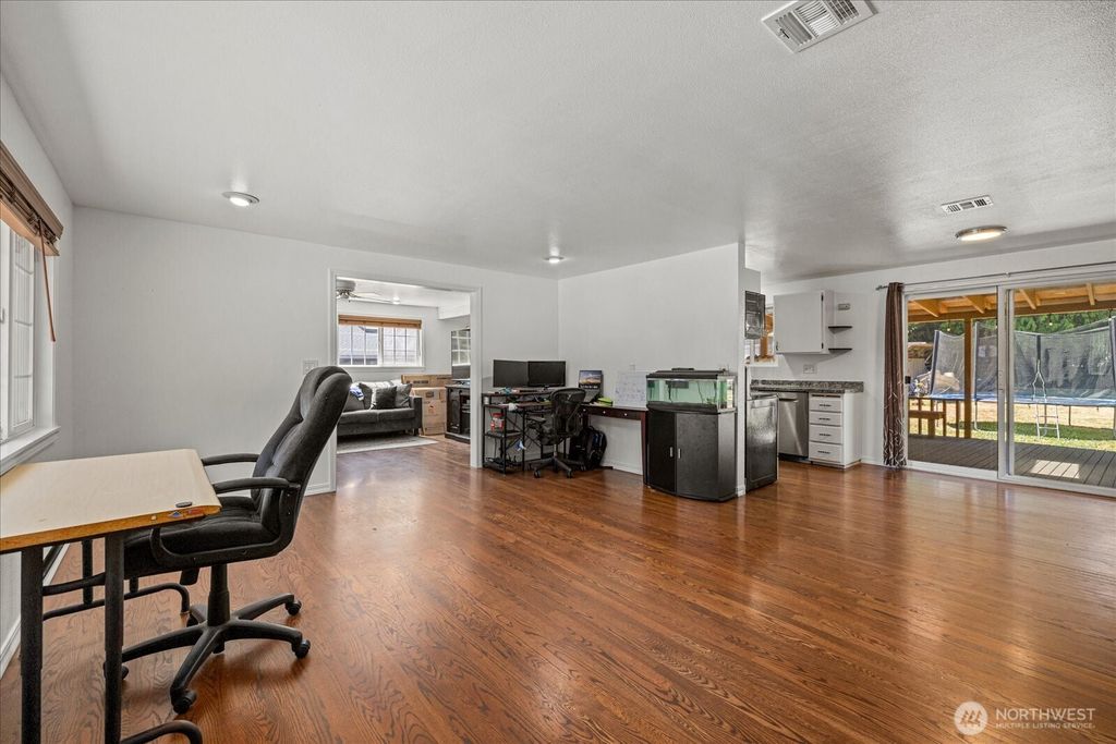 Photo of 21822 99th Avenue SE, Snohomish, WA 98296 (MLS # 2408982)