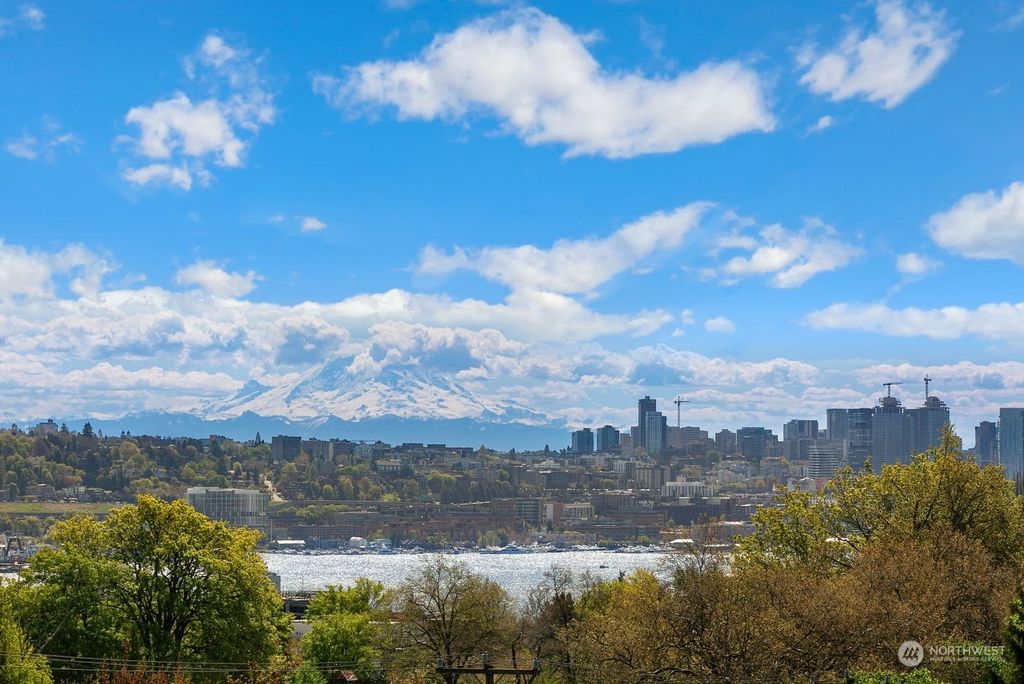 Photo of 4210 Evanston Avenue N #D, Seattle, WA 98103 (MLS # 2226536)