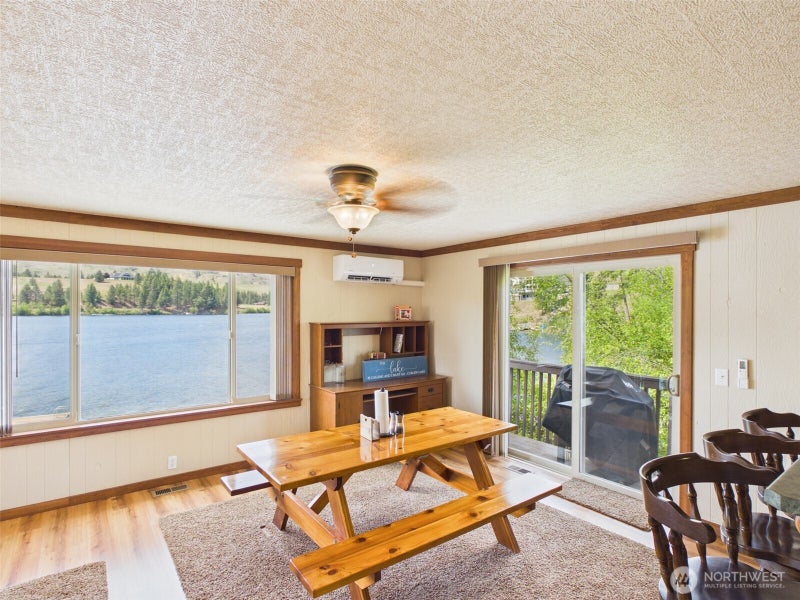 6 Marions Cove Road