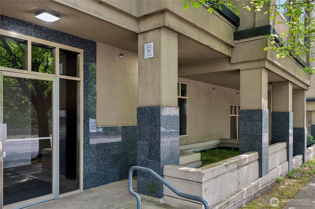 Photo of 900 Aurora Ave, Seattle, WA 98109 (MLS # 2517209)