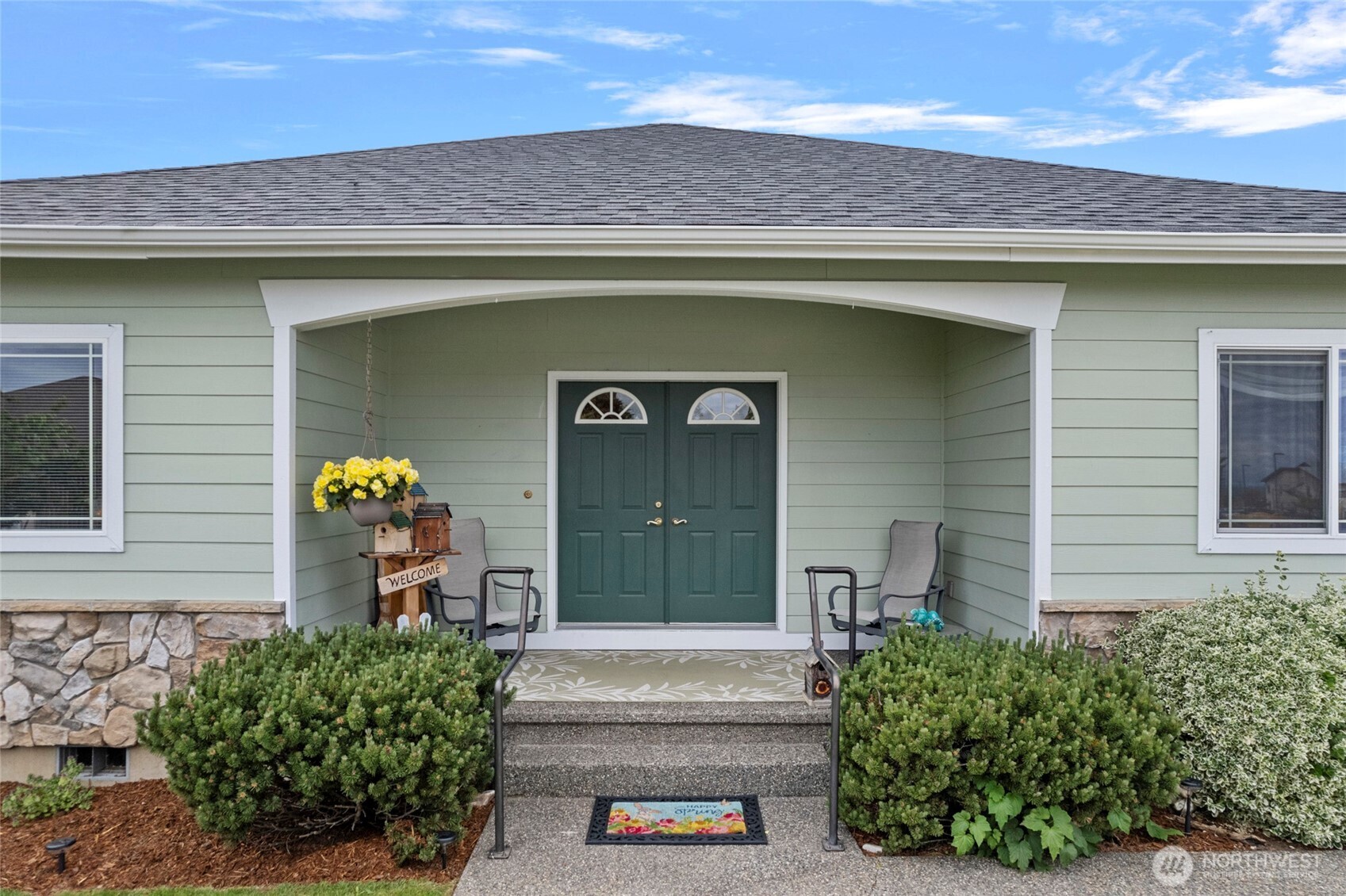 2557 Captains Court