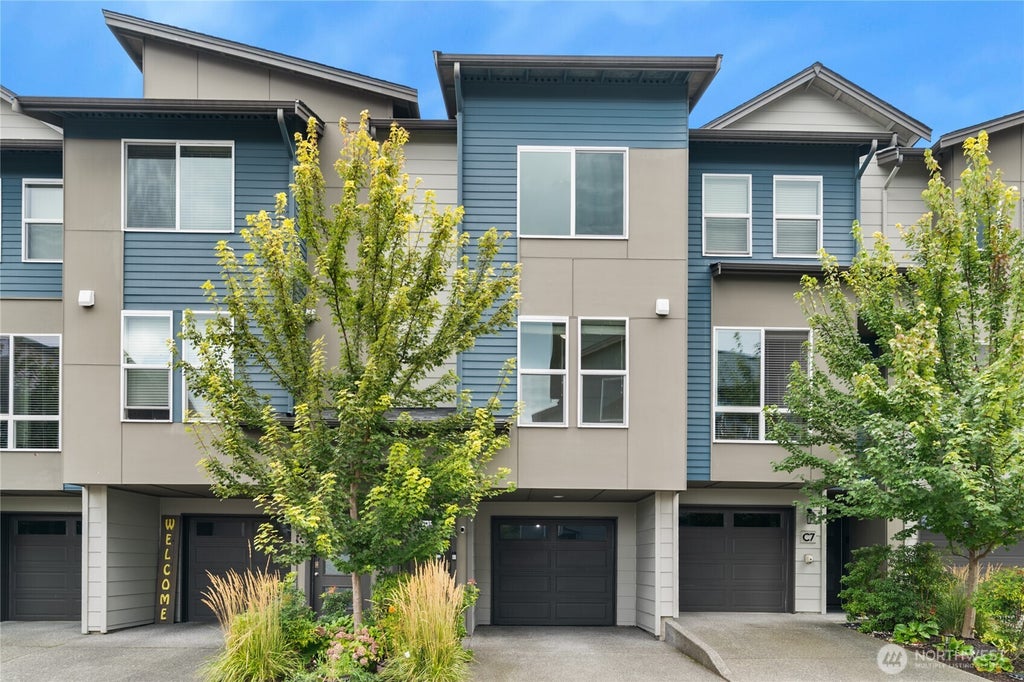 Photo of 15113 40th Avenue W #C6, Lynnwood, WA 98087 (MLS # 2582533)