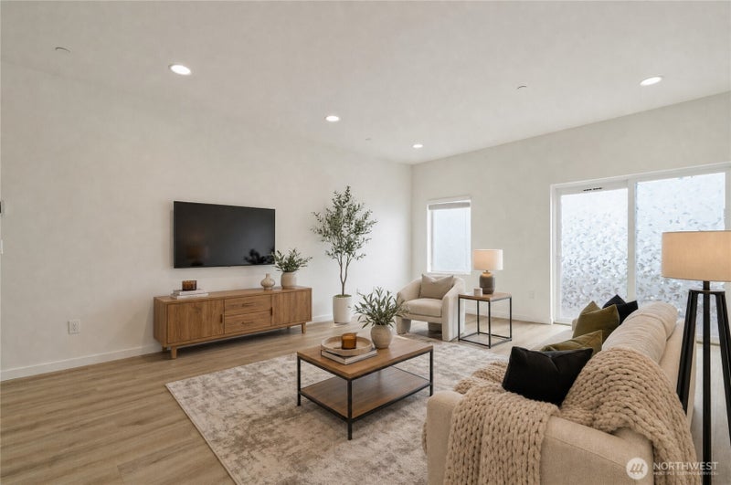 15113 40th Avenue W C6