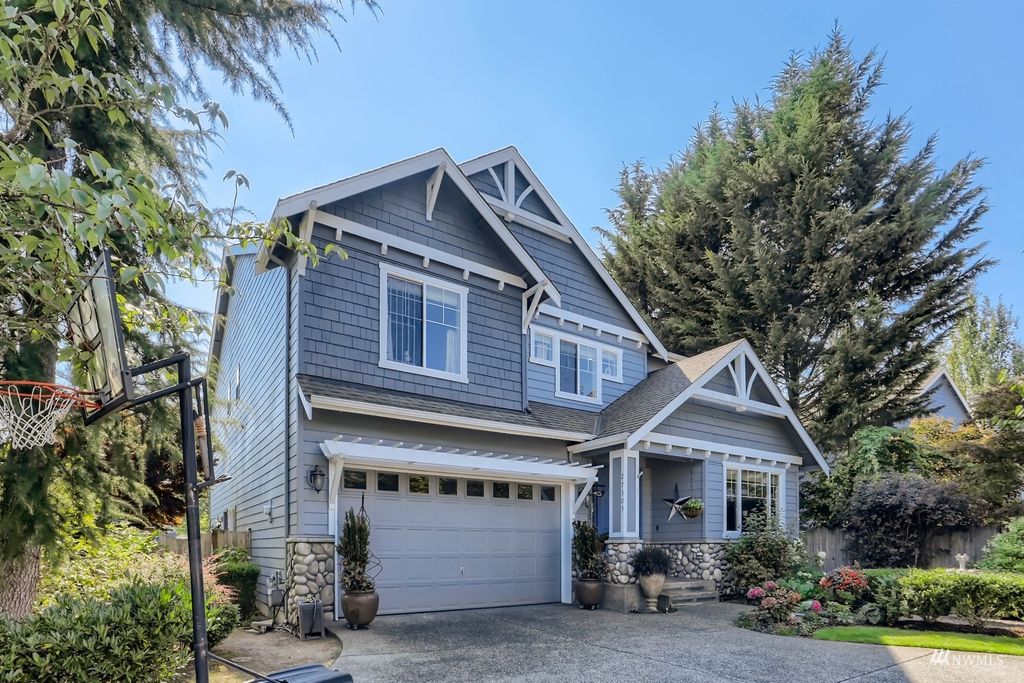 Photo of 27305 SE 10th Court, Sammamish, WA 98075 (MLS # 1992266)