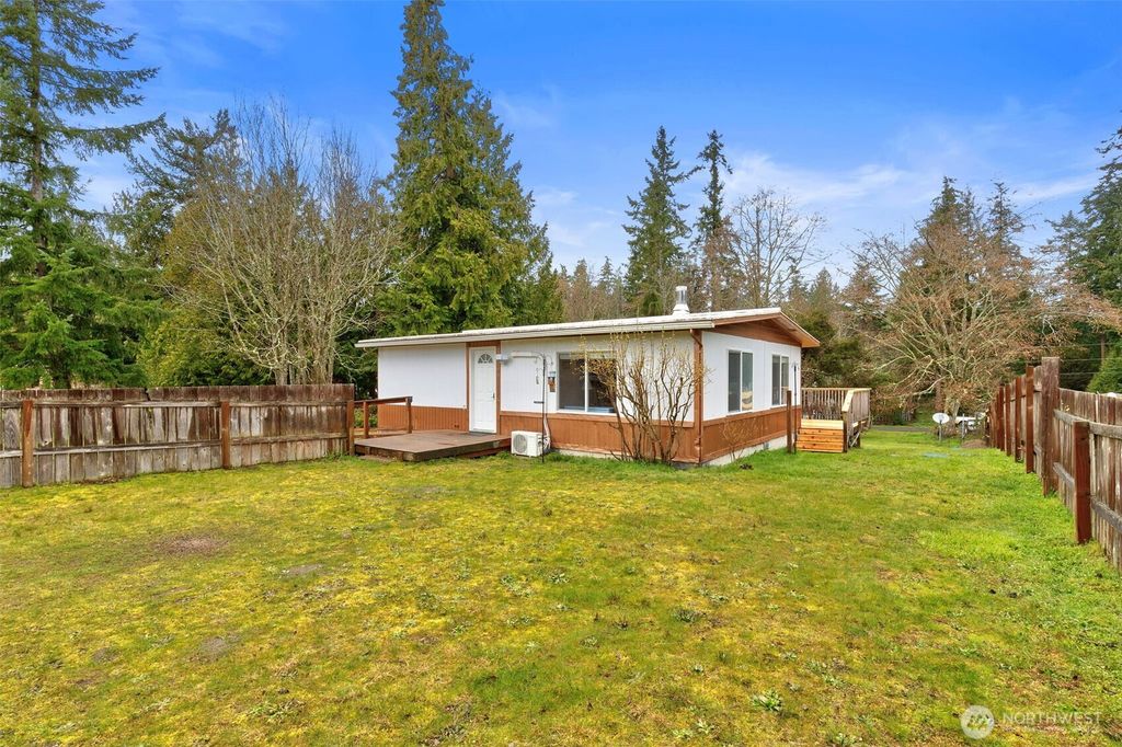 Photo of 184 W Swaney Street, Port Hadlock, WA 98339 (MLS # 2475776)