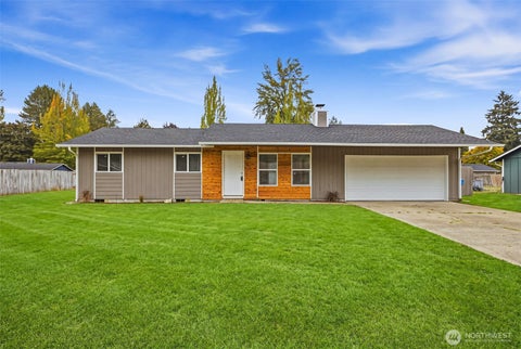 Photo of 11215 240th Avenue Ct E, Buckley, WA 98321 (MLS # 2580538)