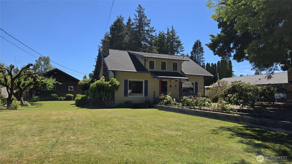 Photo of 2715 Cedarwood Avenue, Bellingham, WA 98225 (MLS # 2538720)