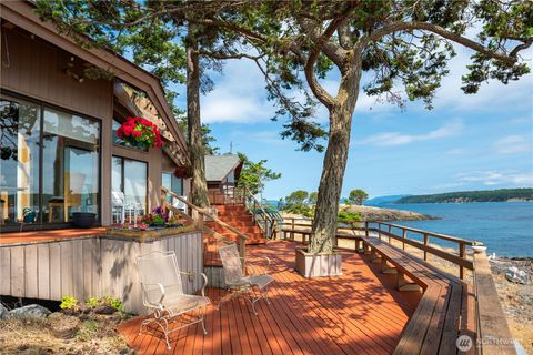 Photo of 190 Island Drive, Friday Harbor, WA 98250 (MLS # 2509064)