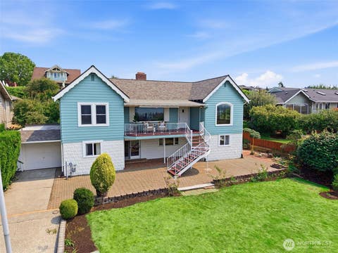 Photo of 1209 S Sunset Drive, Tacoma, WA 98465 (MLS # 2563676)