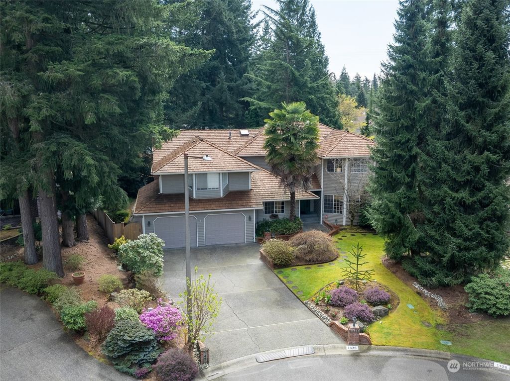 Photo of 1430 141st Court SE, Mill Creek, WA 98012 (MLS # 2218074)