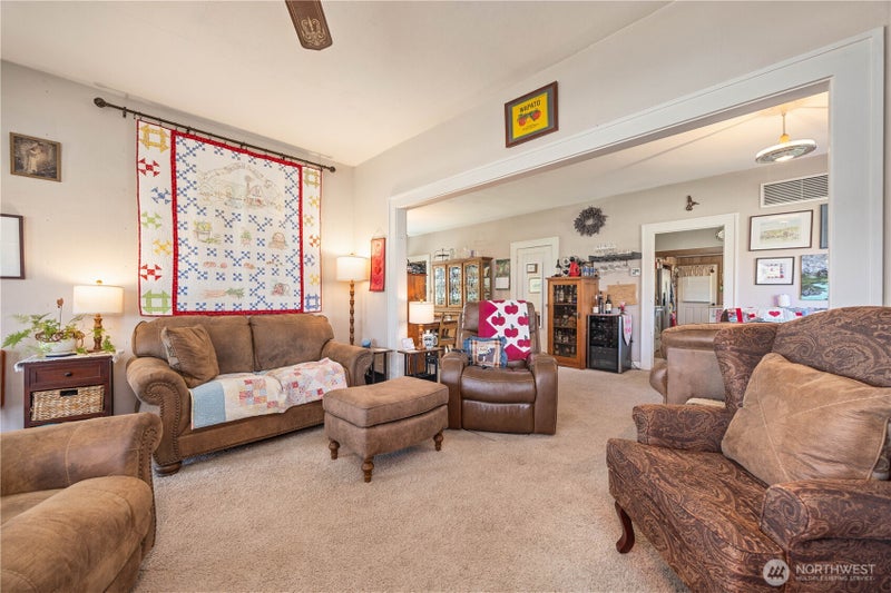 1281 Totem Pole Road