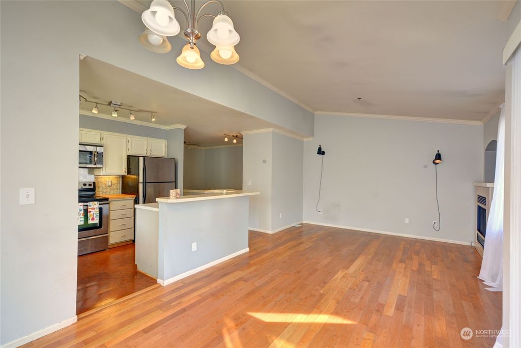 Photo of 901 E Marine View Drive #502, Everett, WA 98201 (MLS # 2000158)