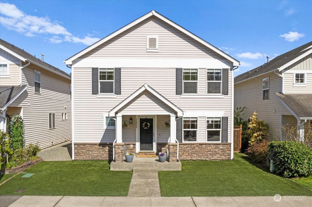 Photo of 11813 24th Drive SE, Everett, WA 98208 (MLS # 2062508)