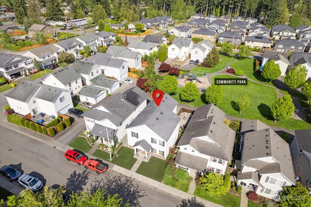 Photo of 11813 24th Drive SE, Everett, WA 98208 (MLS # 2062508)