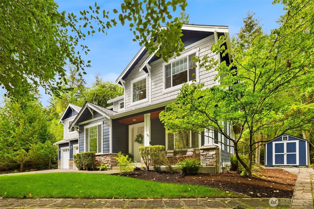 Photo of 640 8th Avenue, Fox Island, WA 98333 (MLS # 2568934)