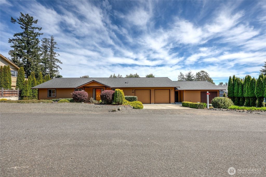 Photo of 162 N Andrew Avenue, Port Townsend, WA 98368 (MLS # 2509298)