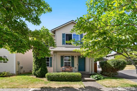 1736 E 39th St Tacoma WA 98404