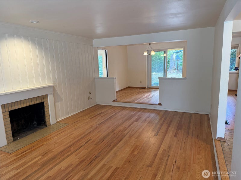 17421 NE 11th Street