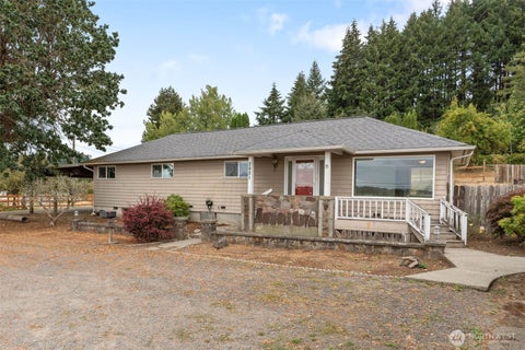 Photo of 2821 Jackson Hwy HWY, Chehalis, WA 98532 (MLS # 2577964)