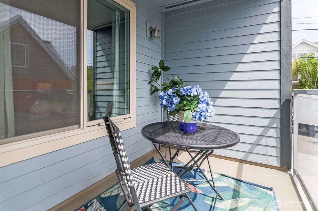 Photo of 4421 Greenwood Avenue N #202, Seattle, WA 98103 (MLS # 2372230)