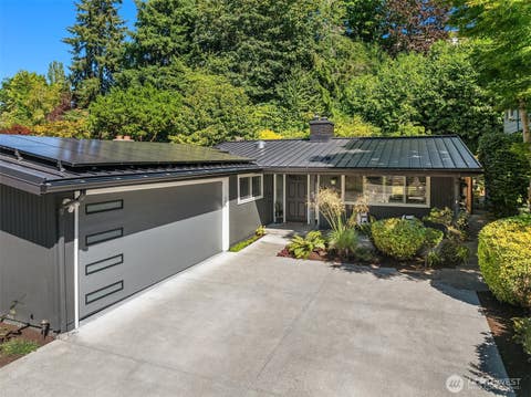 Photo of 3844 Surber Drive NE, Seattle, WA 98105 (MLS # 2566791)