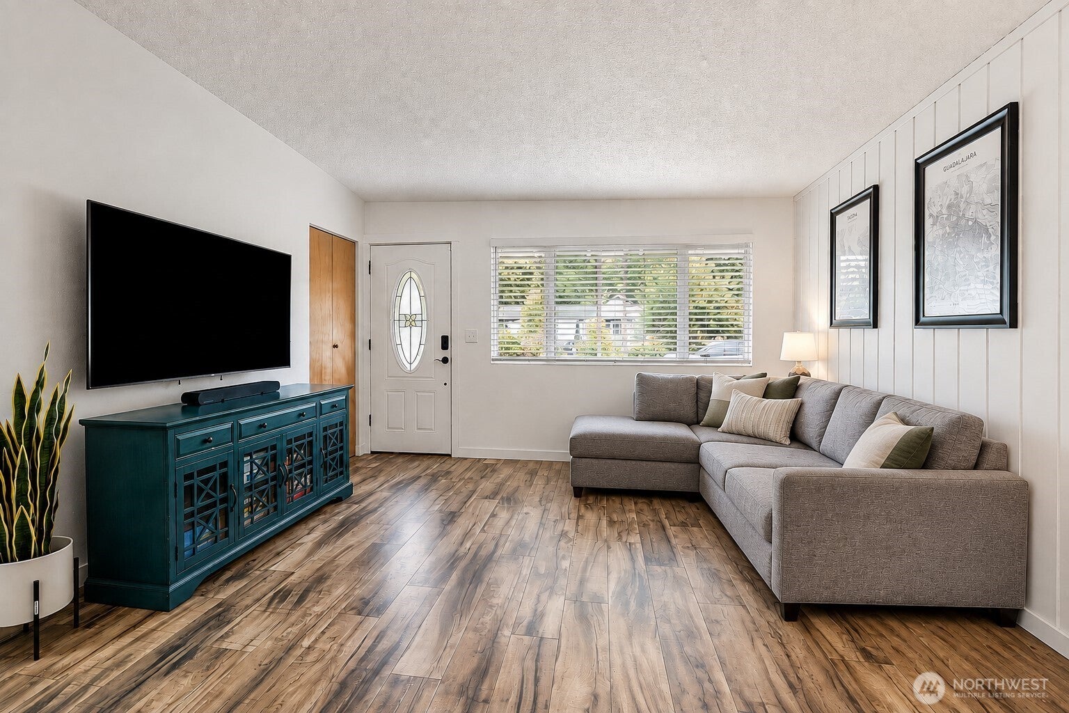 2326 Maple Lane