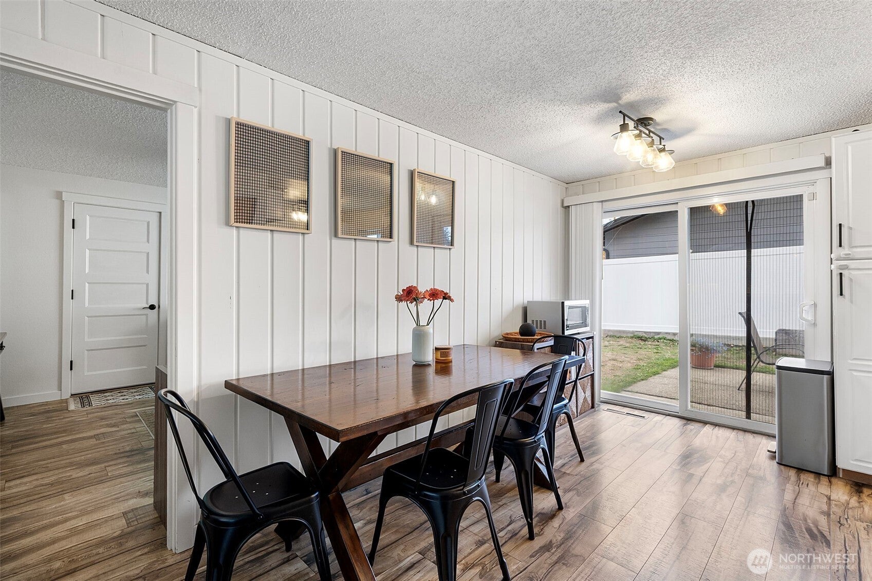 2326 Maple Lane